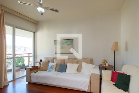 Apartamento à venda com 174m², 4 quartos e 2 vagas Apartamento à venda com 174m², 4 quartos e 2 vagasQuarto 3