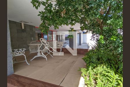 Apartamento à venda com 174m², 4 quartos e 2 vagas Apartamento à venda com 174m², 4 quartos e 2 vagasÁrea comum