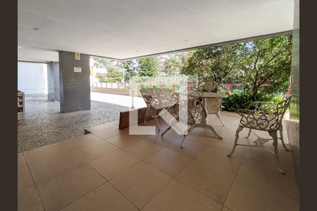 Apartamento à venda com 174m², 4 quartos e 2 vagas Apartamento à venda com 174m², 4 quartos e 2 vagasÁrea comum