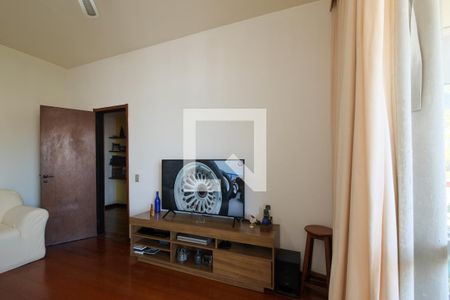 Apartamento à venda com 174m², 4 quartos e 2 vagas Apartamento à venda com 174m², 4 quartos e 2 vagasQuarto 3