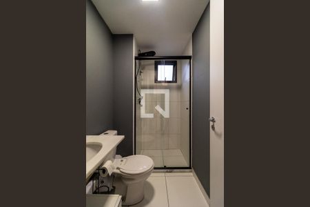 Banheiro de kitnet/studio para alugar com 2 quartos, 46m² em Perdizes, São Paulo