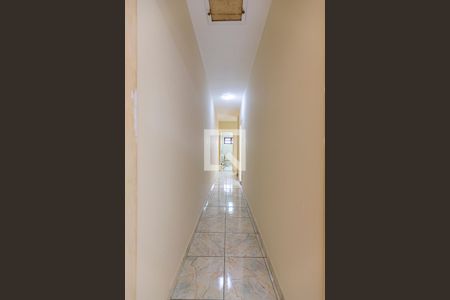 Corredor Dormitórios de casa à venda com 3 quartos, 175m² em Jardim Ocara, Santo André