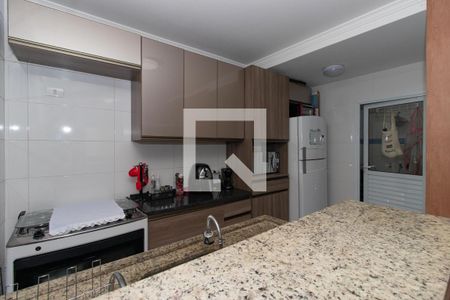 Cozinha de apartamento para alugar com 2 quartos, 55m² em Vila Gustavo, São Paulo