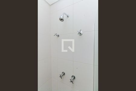 Banheiro de apartamento para alugar com 1 quarto, 43m² em Cristal, Porto Alegre