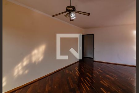 Sala de casa para alugar com 3 quartos, 300m² em Parque Jabaquara, São Paulo