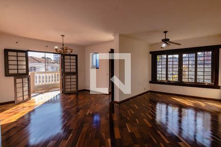 Sala de casa para alugar com 3 quartos, 300m² em Parque Jabaquara, São Paulo