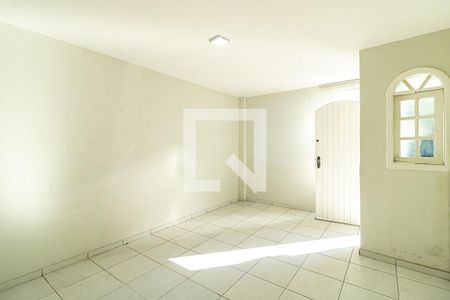 Sala de casa para alugar com 2 quartos, 110m² em Jardim Vera Cruz, São Paulo