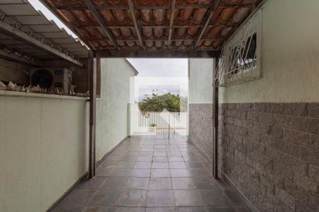 Canil de casa à venda com 4 quartos, 233m² em Portuguesa, Rio de Janeiro