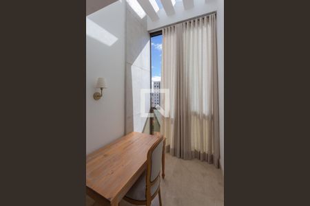 Sala de apartamento à venda com 2 quartos, 152m² em Santo Antônio, Belo Horizonte