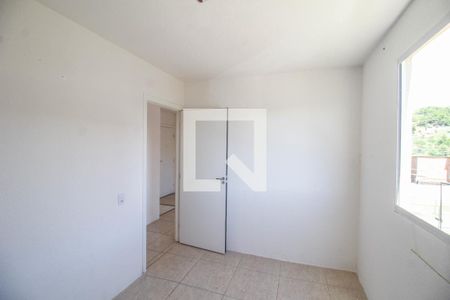 Quarto 1 de apartamento para alugar com 2 quartos, 40m² em Cerâmica, Nova Iguaçu