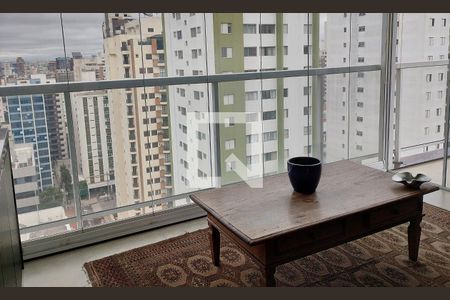 Sacada de apartamento para alugar com 2 quartos, 100m² em Pinheiros, São Paulo
