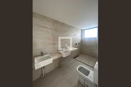 Banheiro 1 de apartamento à venda com 4 quartos, 202m² em Vila da Serra, Nova Lima