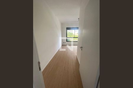 Apartamento à venda com 202m², 4 quartos e 3 vagas Apartamento à venda com 202m², 4 quartos e 3 vagasQuarto 2