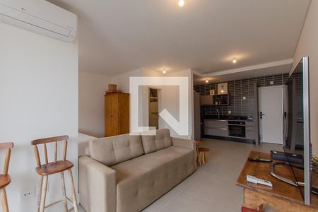 Sala de apartamento para alugar com 1 quarto, 49m² em Córrego Grande, Florianópolis