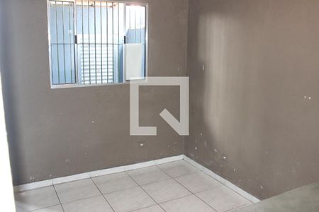 Sala de casa para alugar com 1 quarto, 37m² em Vila Jockei Clube, São Vicente