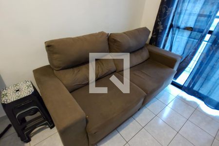 Detalhe Sala de apartamento para alugar com 1 quarto, 45m² em Nova Mirim, Praia Grande