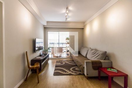 Sala de TV de apartamento à venda com 3 quartos, 94m² em Jardim Tupanci, Barueri