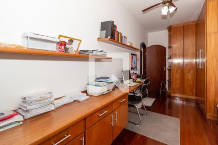 Quarto 2  de casa à venda com 3 quartos, 198m² em Vila Esperança, São Paulo