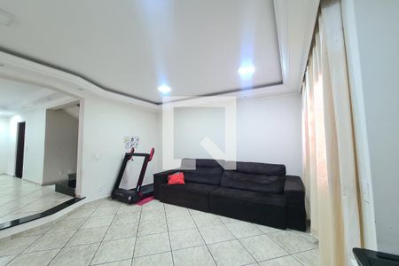 Sala de casa à venda com 4 quartos, 200m² em Vila Alpina, São Paulo