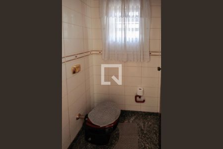 Lavabo de casa para alugar com 5 quartos, 360m² em Vila Ivone, São Paulo