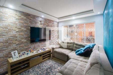 Casa à venda com 140m², 3 quartos e 2 vagasSala