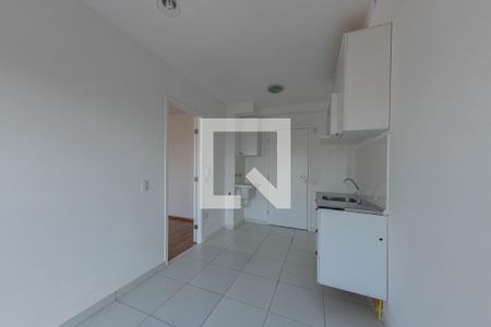 Sala/Cozinha de apartamento para alugar com 1 quarto, 32m² em Vila Tolstoi, São Paulo