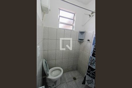 Banheiro de casa para alugar com 1 quarto, 70m² em Jardim Guarará, Santo André