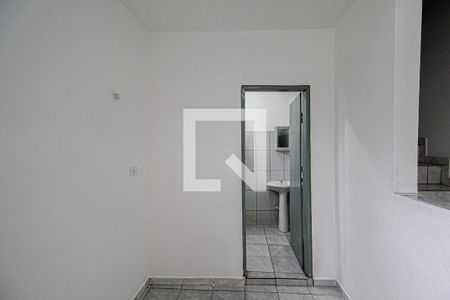 Detalhe Sala de casa para alugar com 1 quarto, 70m² em Jardim Guarará, Santo André