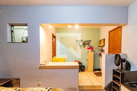 Casa à venda com 245m², 3 quartos e 3 vagas Casa à venda com 245m², 3 quartos e 3 vagasEdícula