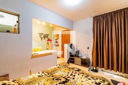 Casa à venda com 245m², 3 quartos e 3 vagas Casa à venda com 245m², 3 quartos e 3 vagasEdícula