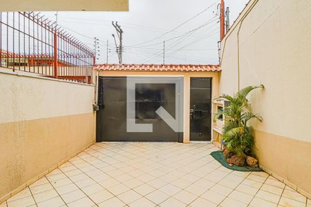 Casa à venda com 245m², 3 quartos e 3 vagas Casa à venda com 245m², 3 quartos e 3 vagasGaragem
