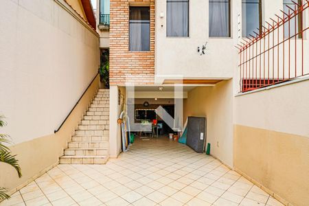 Casa à venda com 245m², 3 quartos e 3 vagas Casa à venda com 245m², 3 quartos e 3 vagasGaragem