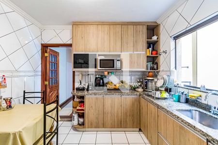Casa à venda com 245m², 3 quartos e 3 vagas Casa à venda com 245m², 3 quartos e 3 vagasCozinha