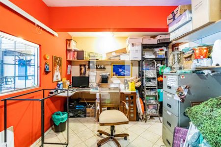Casa à venda com 245m², 3 quartos e 3 vagas Casa à venda com 245m², 3 quartos e 3 vagasGaragem - Cômodo