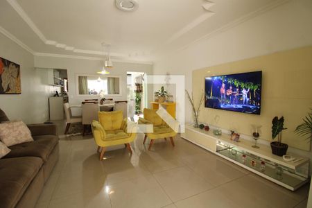 Sala de casa de condomínio à venda com 3 quartos, 130m² em Freguesia de Jacarepaguá, Rio de Janeiro