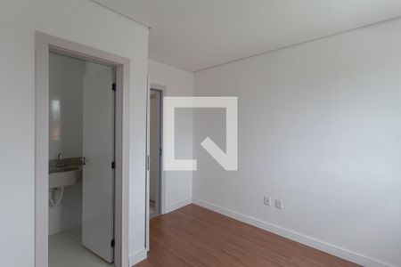 Suíte de apartamento à venda com 3 quartos, 120m² em Itapoã, Belo Horizonte