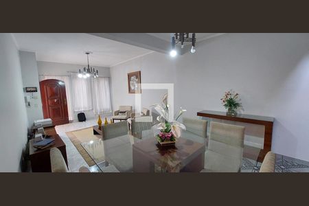 Sala de casa à venda com 4 quartos, 294m² em Utinga, Santo André