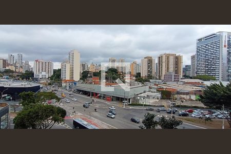 Sala - Vista de apartamento à venda com 3 quartos, 110m² em Barra Funda, São Paulo