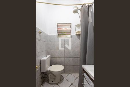 Banheiro de casa para alugar com 1 quarto, 38m² em Vila Anglo Brasileira, São Paulo