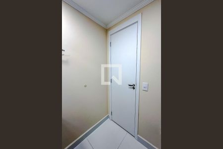 Banheiro de kitnet/studio para alugar com 1 quarto, 21m² em Belenzinho, São Paulo