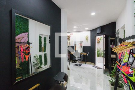 Sala de TV de casa à venda com 4 quartos, 300m² em Freguesia de Jacarepaguá, Rio de Janeiro