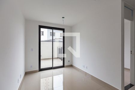 Sala e Cozinha de apartamento à venda com 2 quartos, 60m² em Vila Valparaiso, Santo André