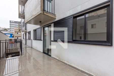 varanda da Sala e Cozinha de apartamento à venda com 2 quartos, 60m² em Vila Valparaiso, Santo André