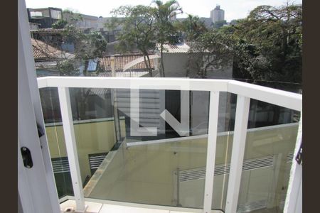 Sacada de casa à venda com 2 quartos, 114m² em Vila Guilhermina, São Paulo