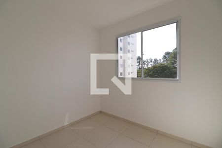 Suite de apartamento para alugar com 2 quartos, 68m² em Jardim Holanda, Uberlândia