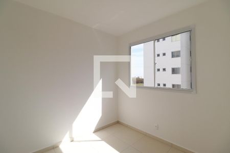 Quarto 1 de apartamento para alugar com 2 quartos, 68m² em Jardim Holanda, Uberlândia