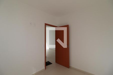 Quarto 1 de apartamento para alugar com 2 quartos, 68m² em Jardim Holanda, Uberlândia