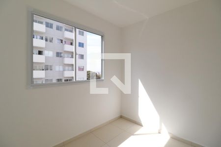 Suite de apartamento para alugar com 2 quartos, 68m² em Jardim Holanda, Uberlândia