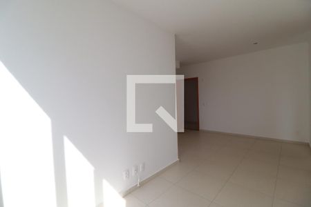 Sala de apartamento para alugar com 2 quartos, 68m² em Jardim Holanda, Uberlândia