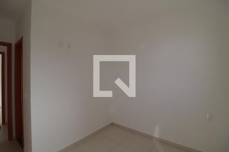 Suite de apartamento para alugar com 2 quartos, 68m² em Jardim Holanda, Uberlândia